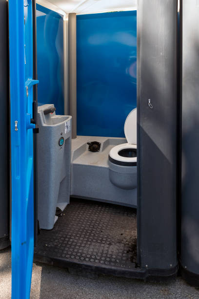 Best Porta potty rental near me  in Atlantic Highlands, NJ